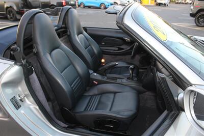 2001 Porsche Boxster   - Photo 12 - Red Bank, NJ 07701