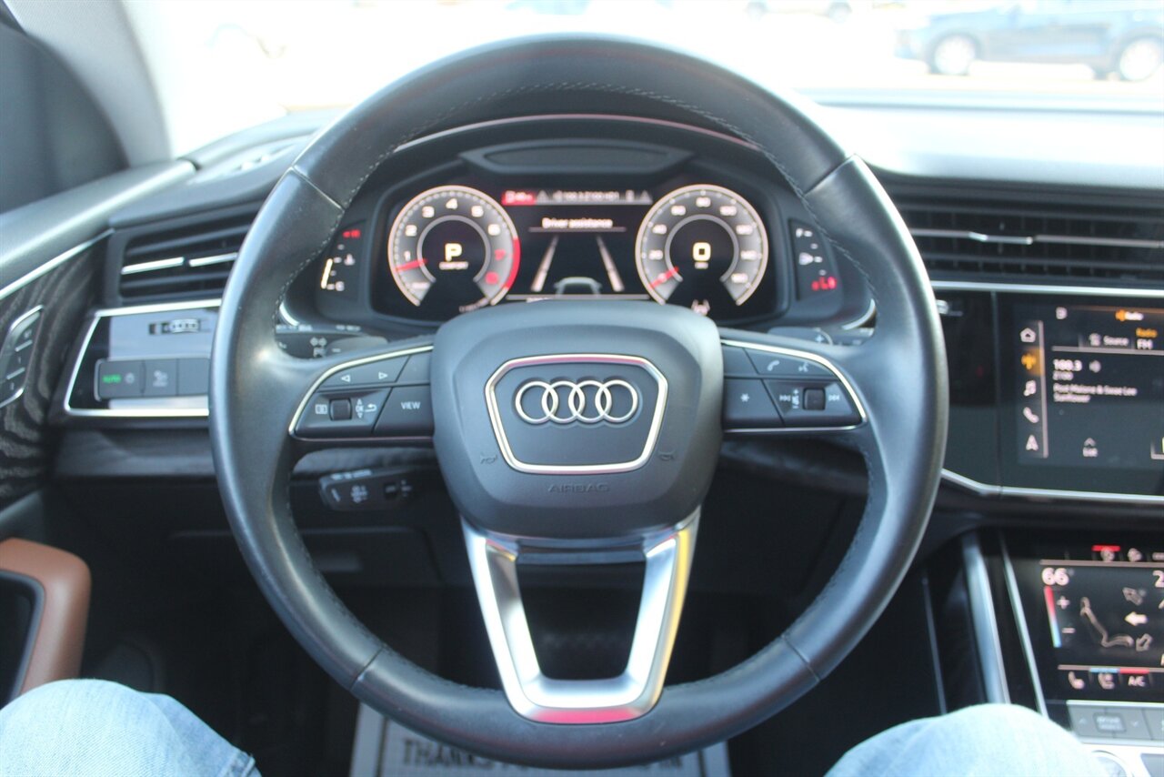 2022 Audi Q8 Premium Plus 55 photo 4