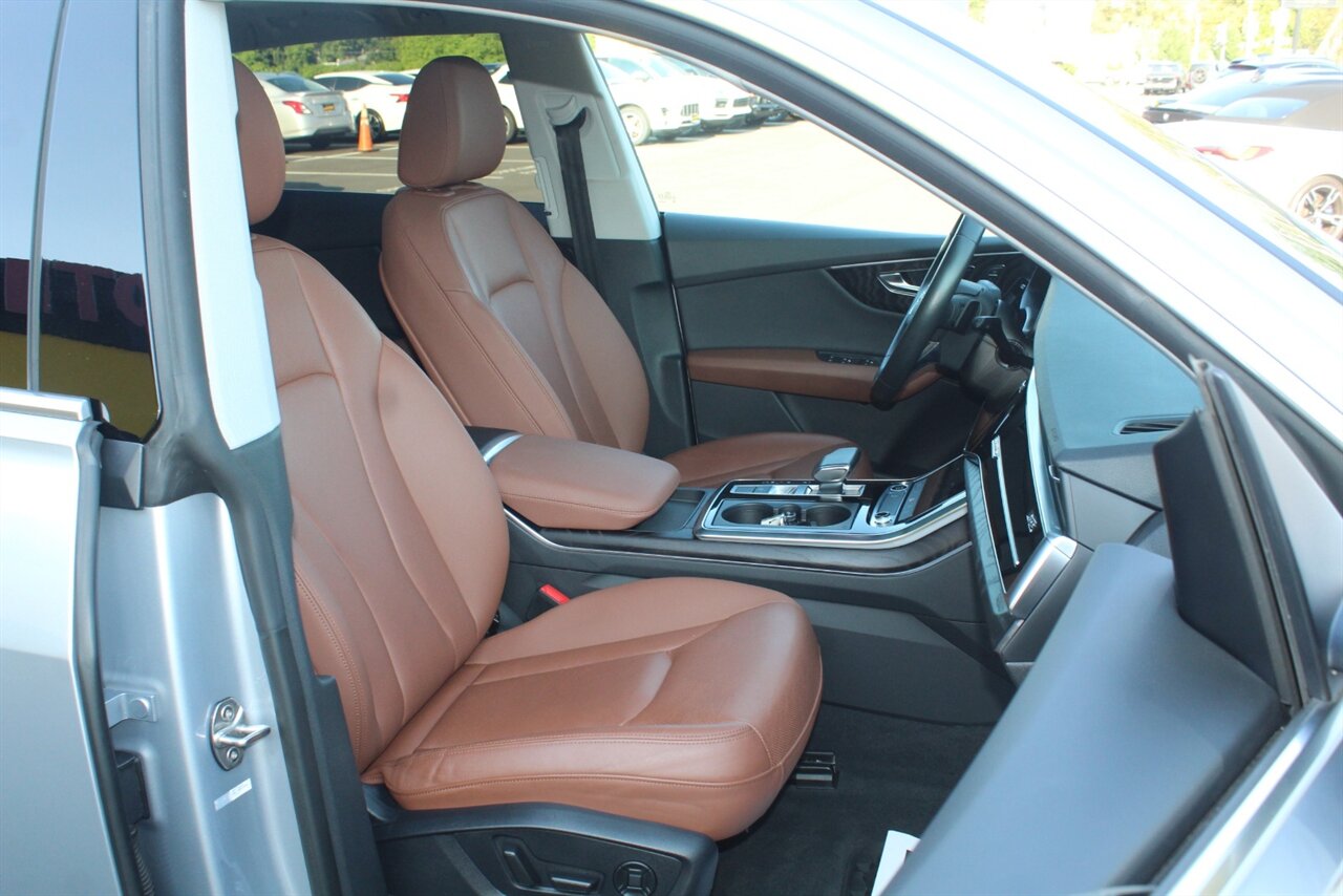 2022 Audi Q8 Premium Plus 55 photo 11