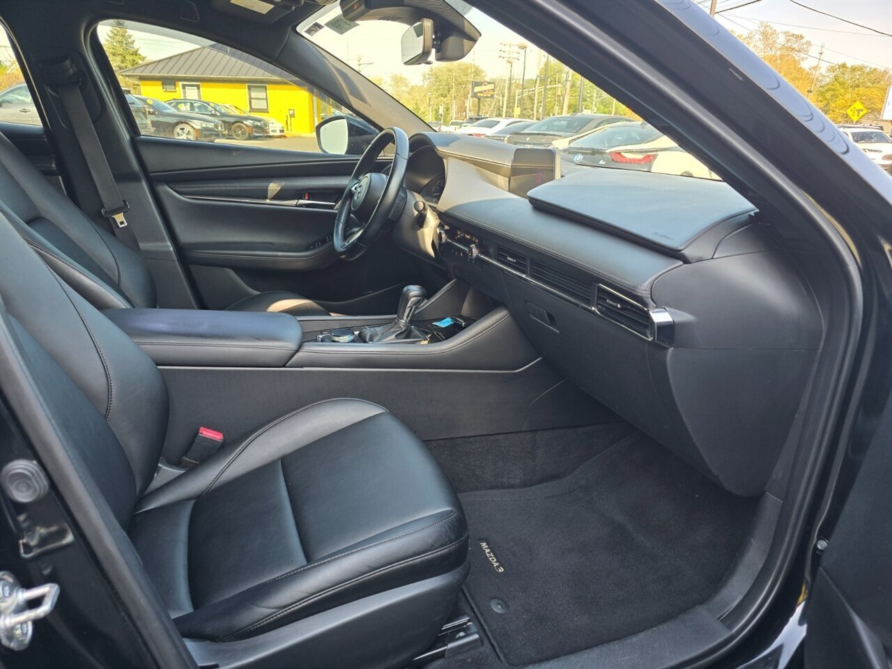 2019 Mazda Mazda3 Hatchback Preferred - Photo 13 - Red Bank, NJ 07701