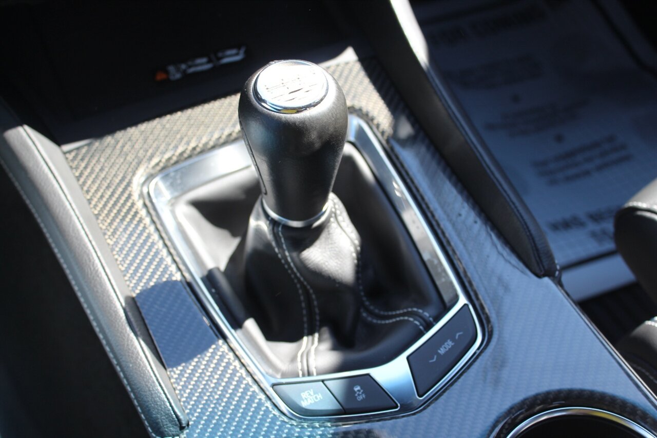 2022 Cadillac CT4-V Blackwing - Photo 10 - Red Bank, NJ 07701