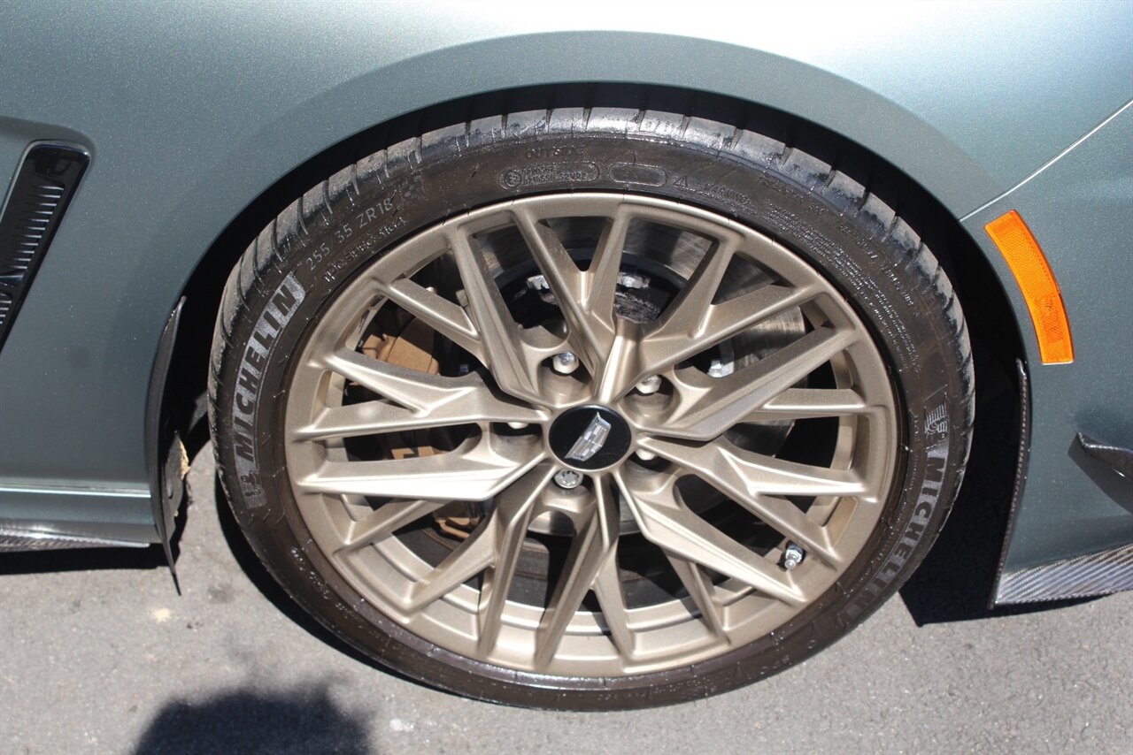 2022 Cadillac CT4-V Blackwing - Photo 39 - Red Bank, NJ 07701
