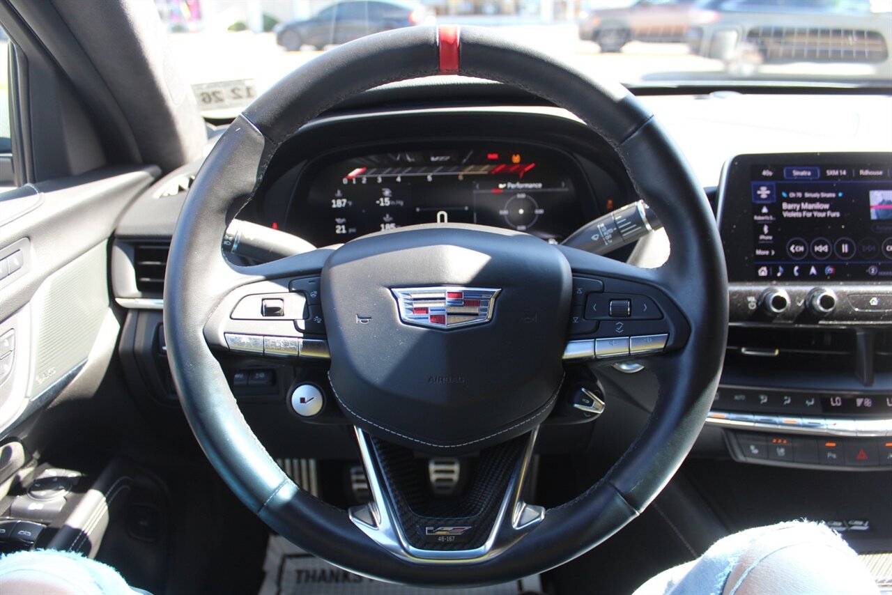 2022 Cadillac CT4-V Blackwing - Photo 8 - Red Bank, NJ 07701
