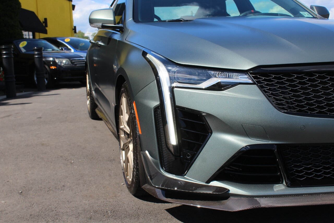2022 Cadillac CT4-V Blackwing - Photo 30 - Red Bank, NJ 07701