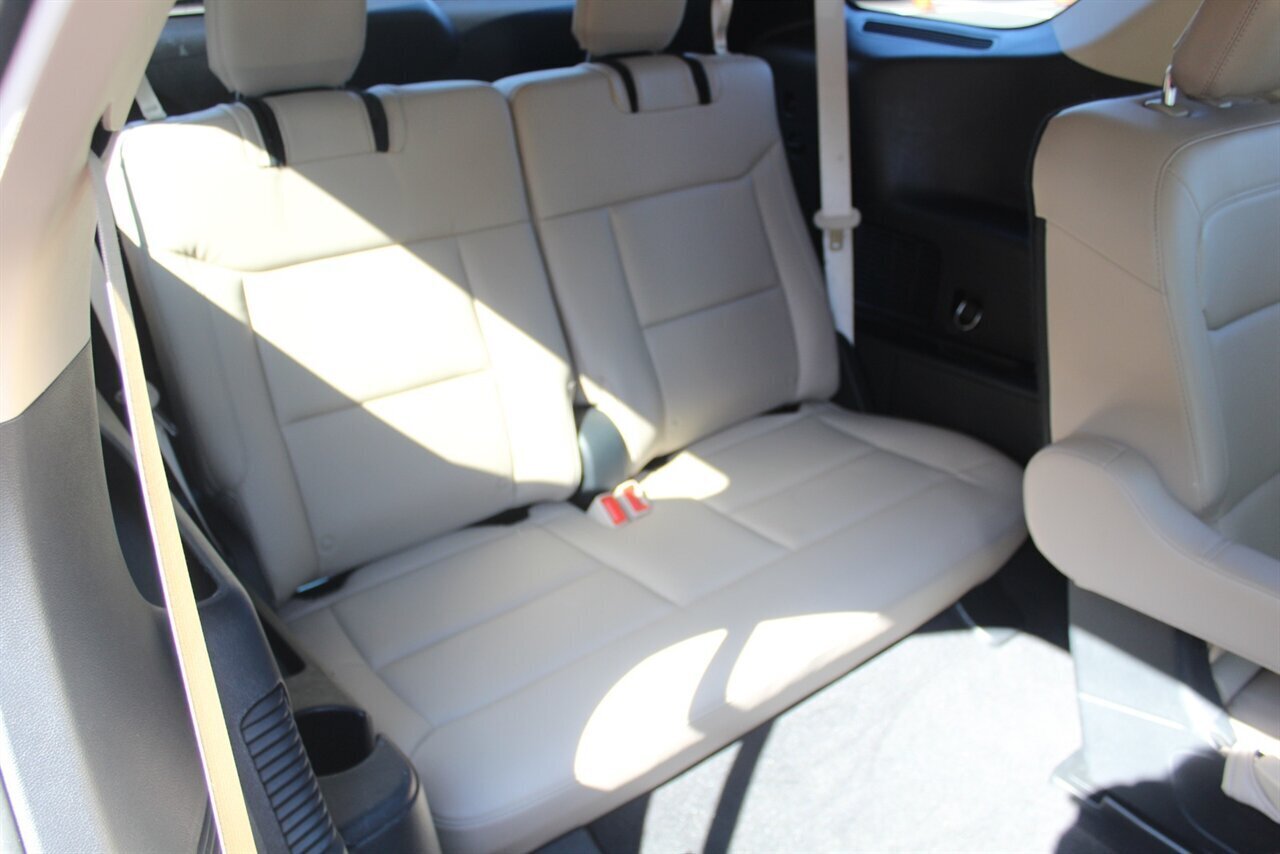 2020 Ford Explorer XLT   - Photo 17 - Red Bank, NJ 07701