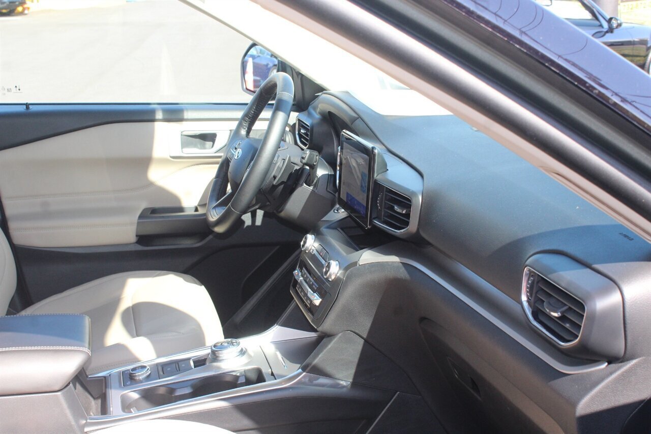 2020 Ford Explorer XLT   - Photo 19 - Red Bank, NJ 07701