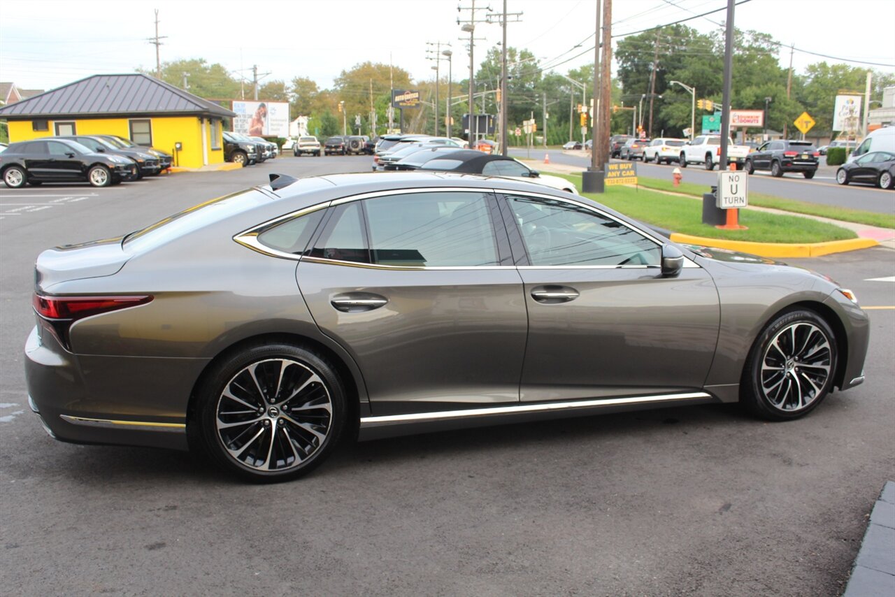 2022 Lexus LS - Photo 30 - Red Bank, NJ 07701