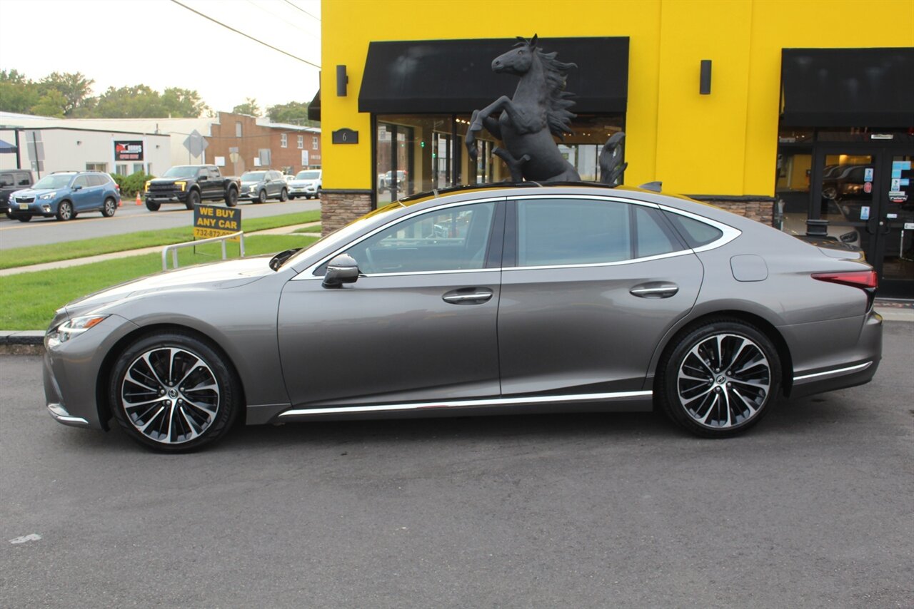 2022 Lexus LS - Photo 28 - Red Bank, NJ 07701