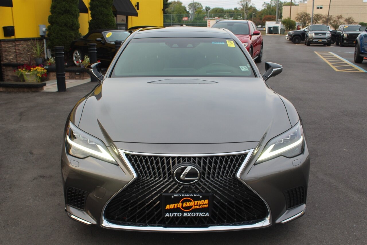 2022 Lexus LS - Photo 27 - Red Bank, NJ 07701