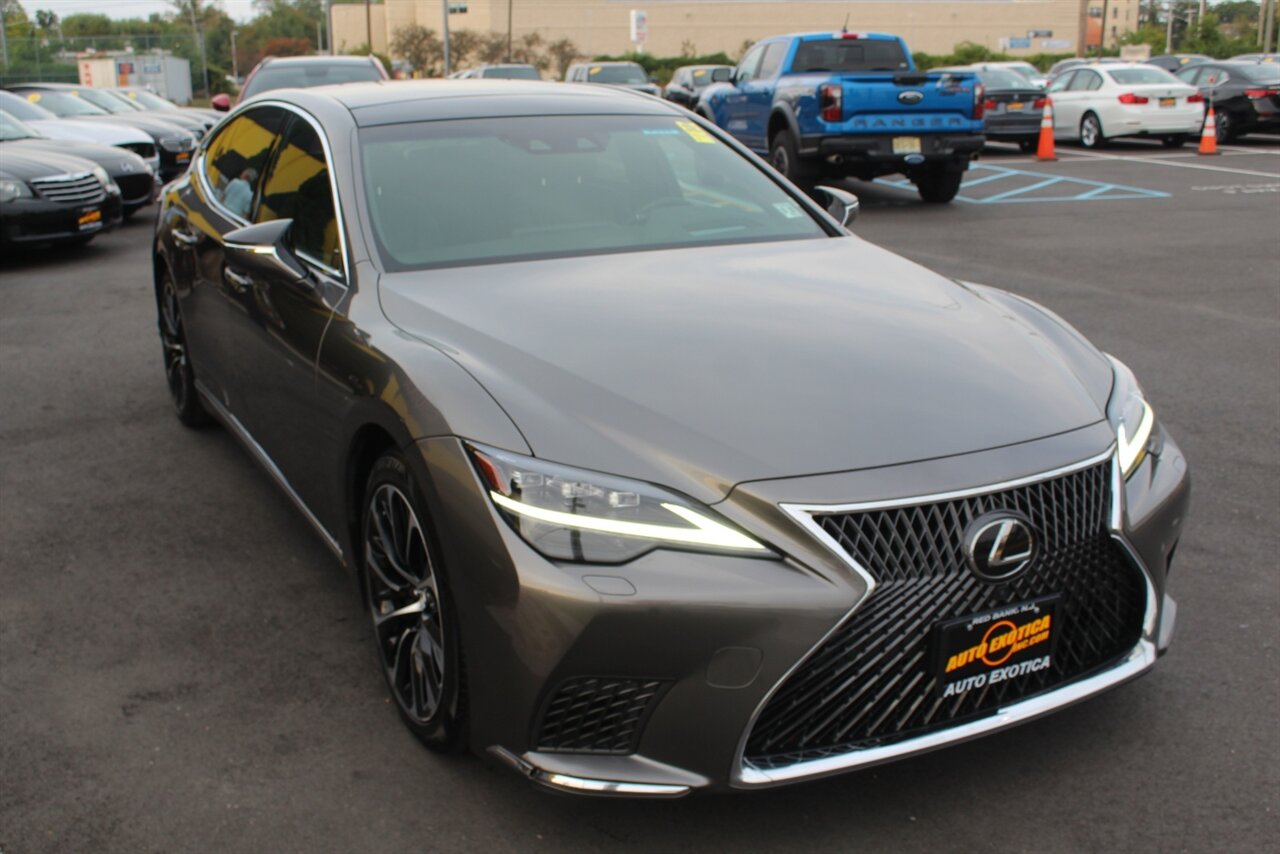 2022 Lexus LS - Photo 4 - Red Bank, NJ 07701