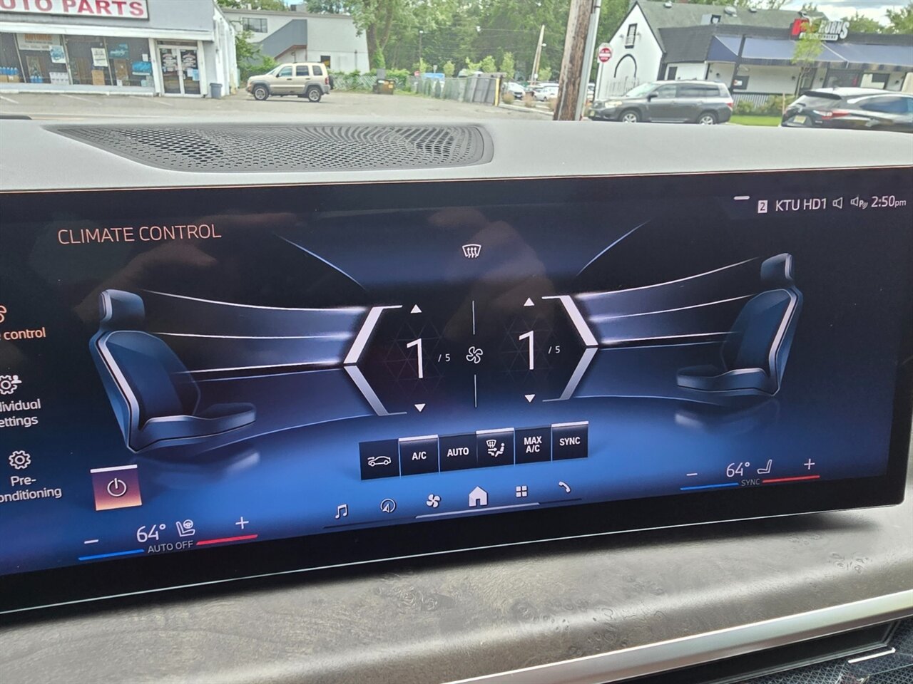 2025 BMW X5 40i - Photo 11