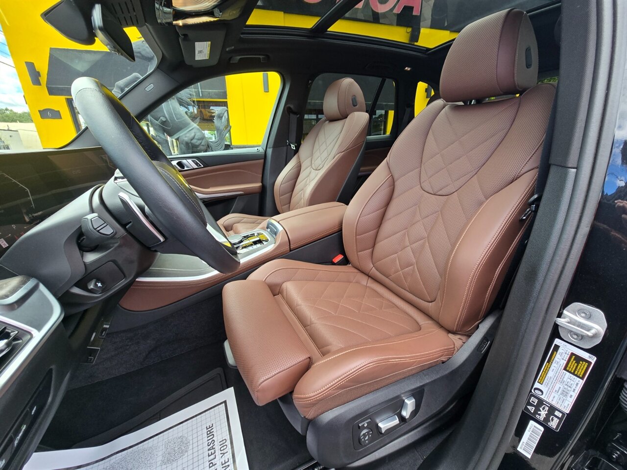 2025 BMW X5 40i - Photo 14