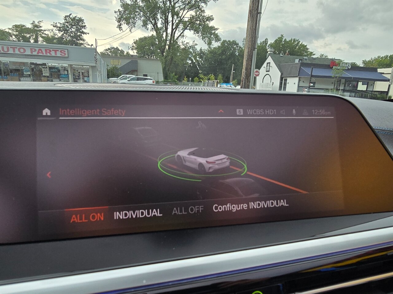 2025 BMW Z4 M40i - Photo 34 - Red Bank, NJ 07701