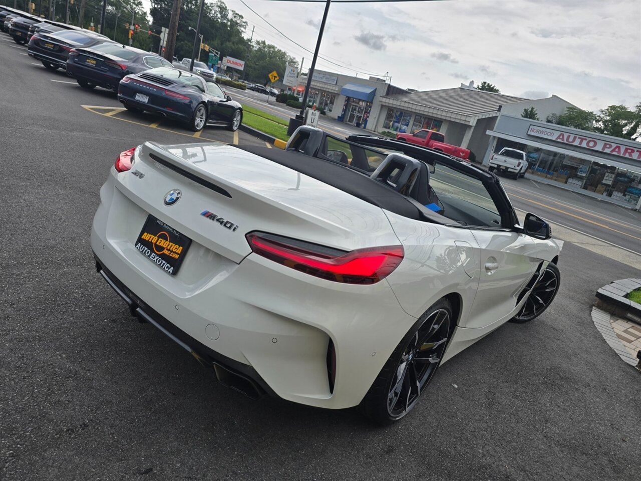 2025 BMW Z4 M40i - Photo 4 - Red Bank, NJ 07701