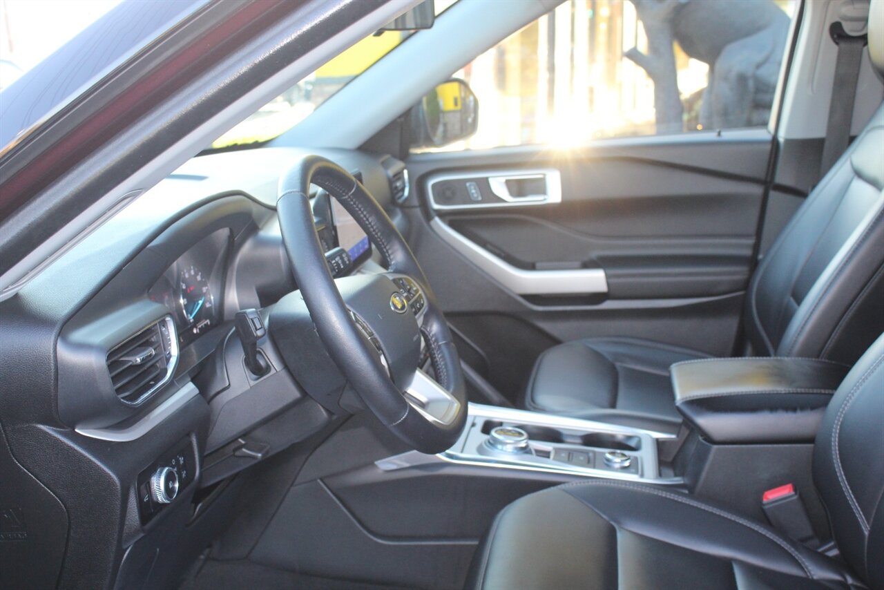 2023 Ford Explorer XLT - Photo 18 - Red Bank, NJ 07701