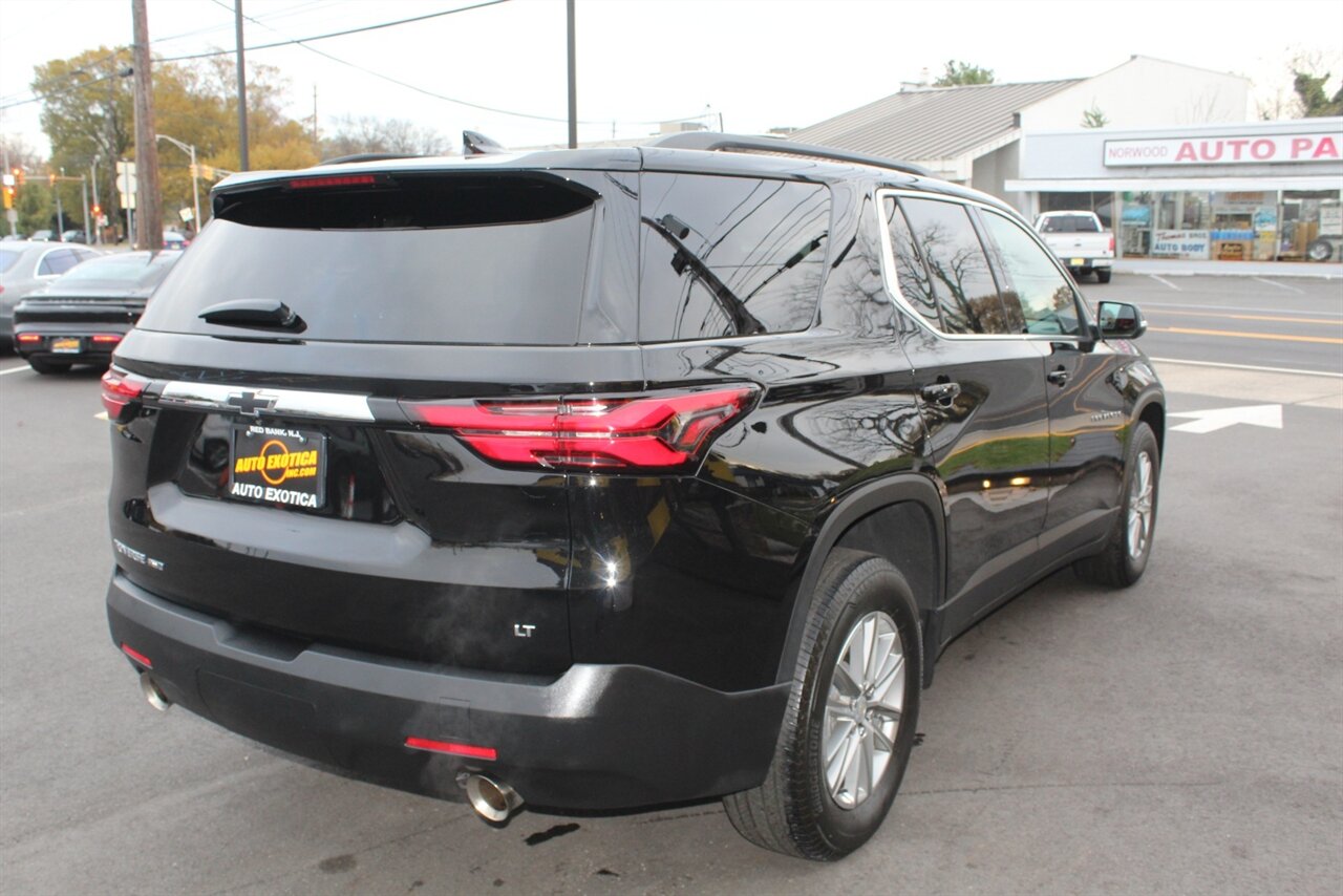 2023 Chevrolet Traverse LT Leather - Photo 3 - Red Bank, NJ 07701