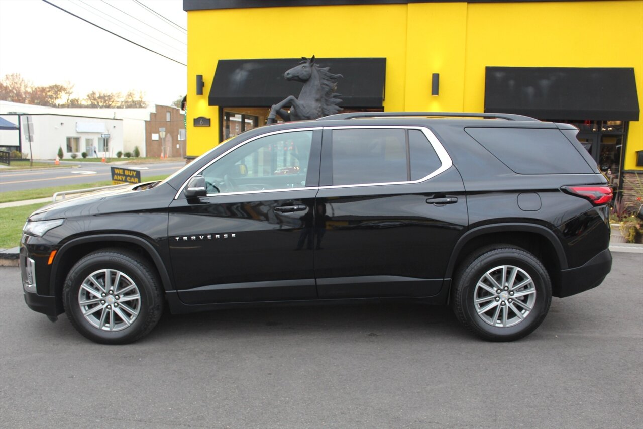 2023 Chevrolet Traverse LT Leather - Photo 21 - Red Bank, NJ 07701