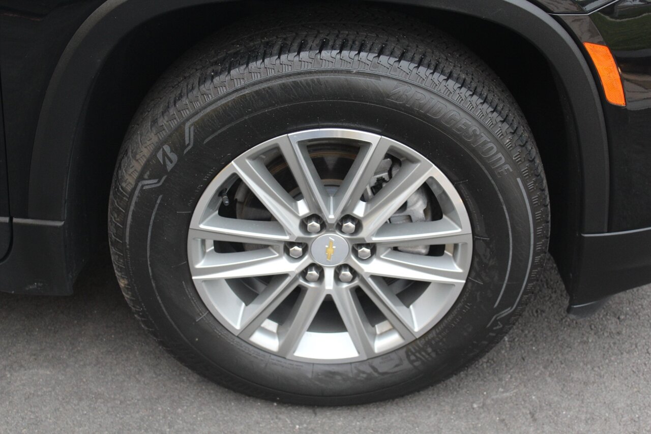 2023 Chevrolet Traverse LT Leather - Photo 25 - Red Bank, NJ 07701