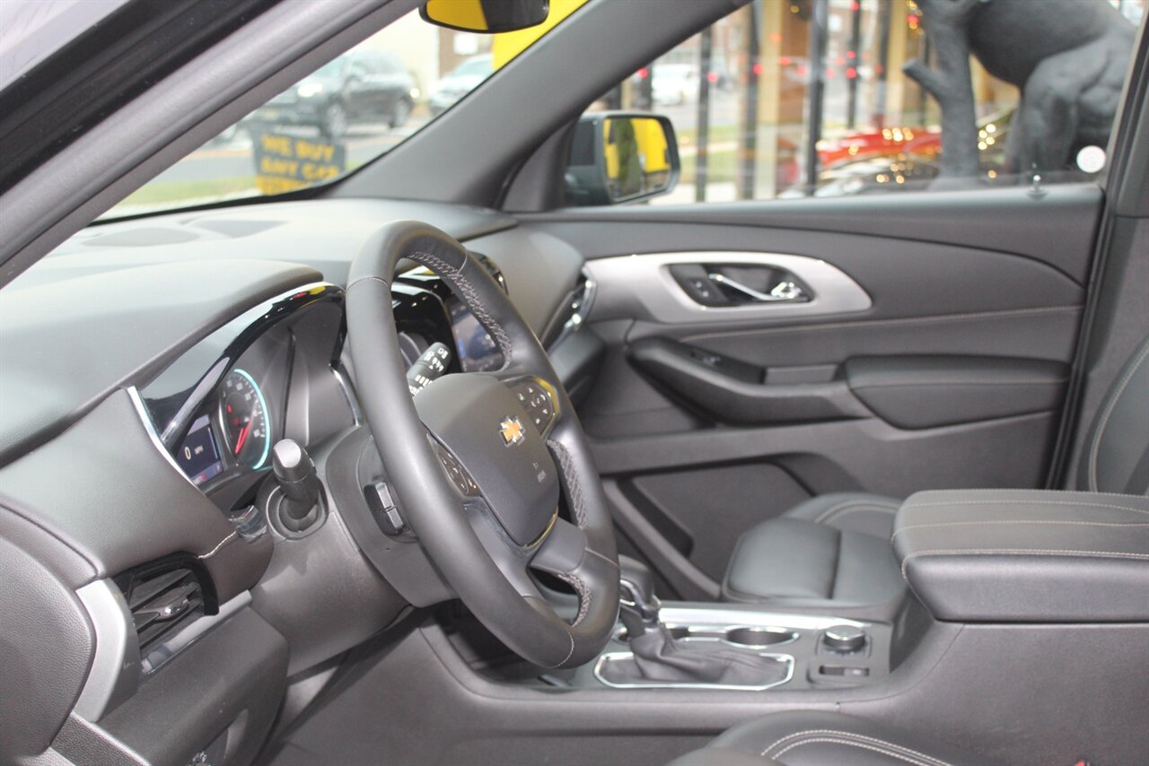 2023 Chevrolet Traverse LT Leather - Photo 17 - Red Bank, NJ 07701