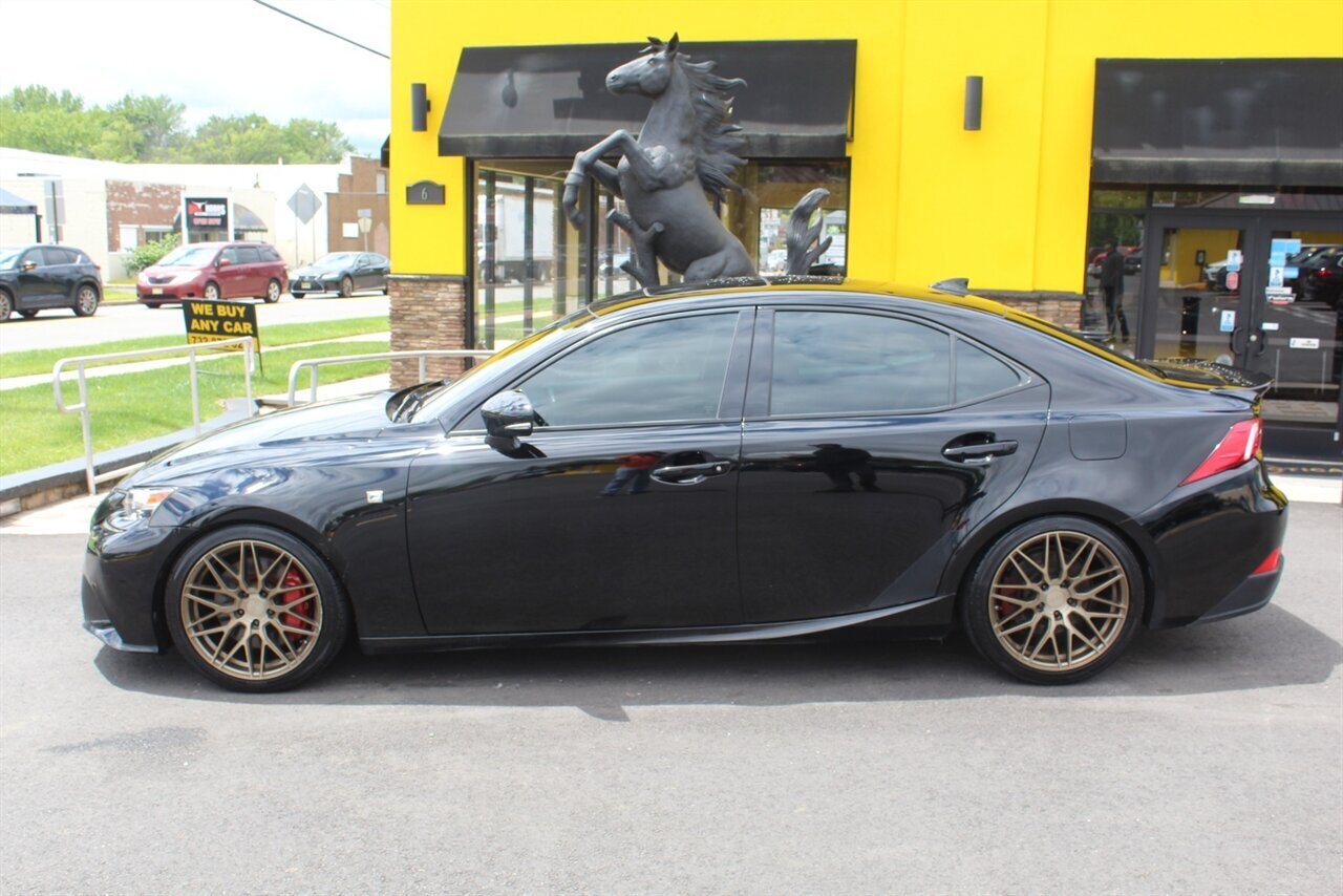 2016 Lexus IS200t - Photo 22 - Red Bank, NJ 07701
