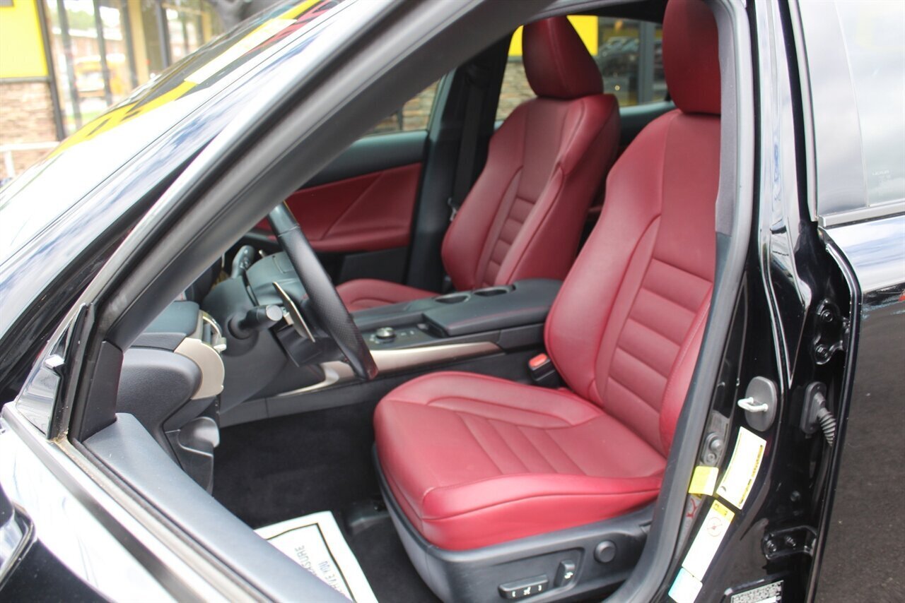 2016 Lexus IS200t - Photo 12 - Red Bank, NJ 07701