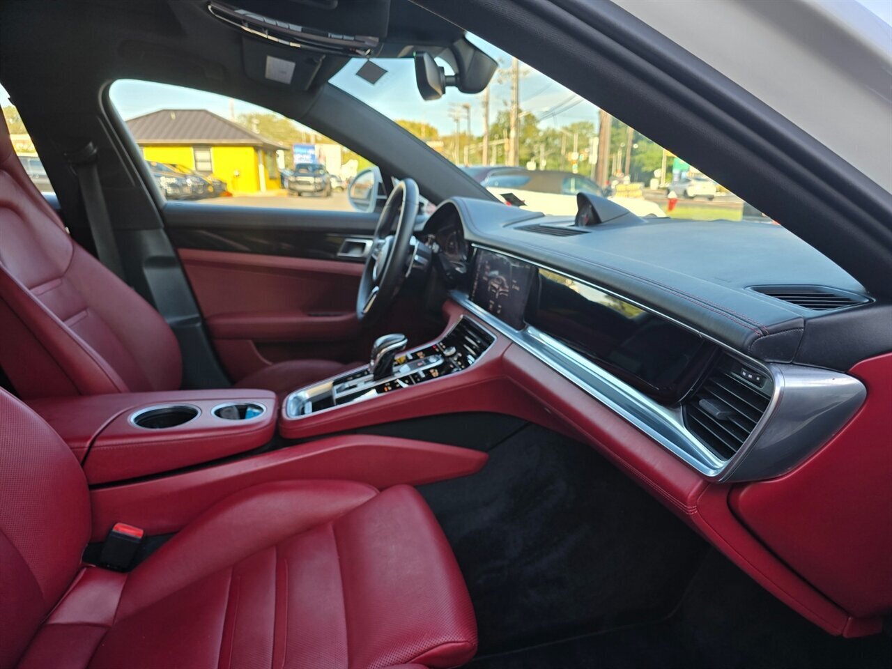 2018 Porsche Panamera 4 - Photo 19 - Red Bank, NJ 07701