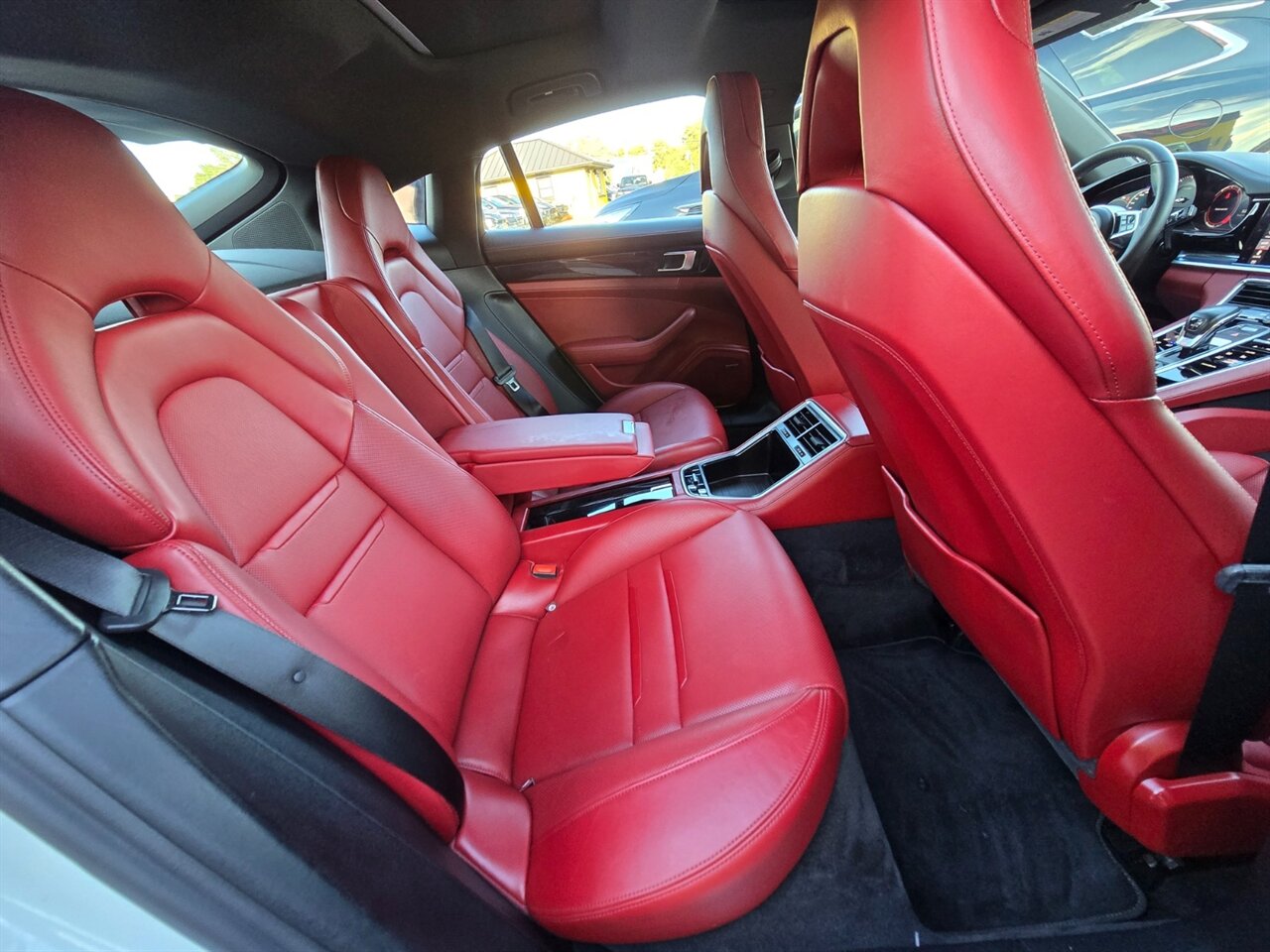 2018 Porsche Panamera 4 - Photo 46 - Red Bank, NJ 07701
