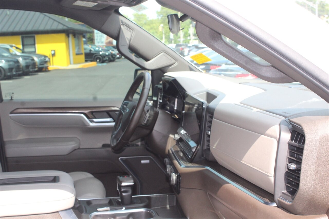2022 Chevrolet Silverado 1500 RST - Photo 18 - Red Bank, NJ 07701