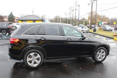 2017 Mercedes-Benz GLC 300 4MATIC   - Photo 23 - Red Bank, NJ 07701