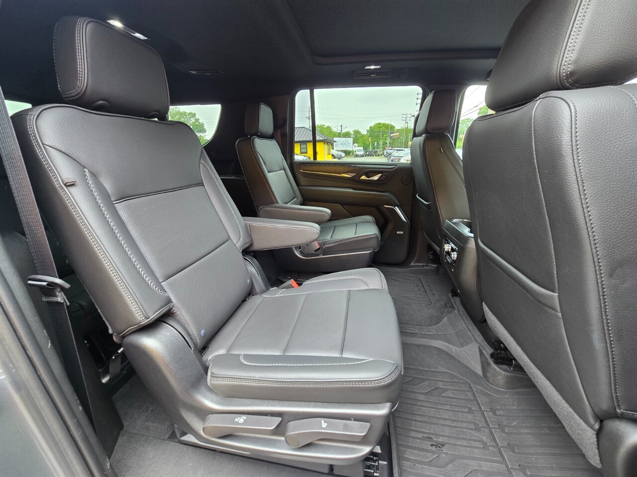 2022 GMC Yukon Denali - Photo 19 - Red Bank, NJ 07701