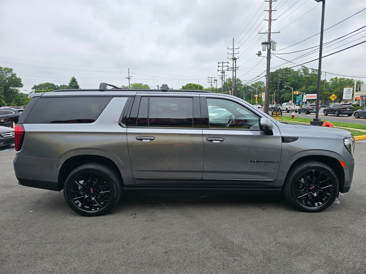 2022 GMC Yukon Denali - Photo 28 - Red Bank, NJ 07701