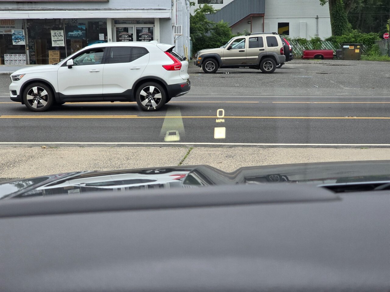 2022 GMC Yukon Denali - Photo 13 - Red Bank, NJ 07701