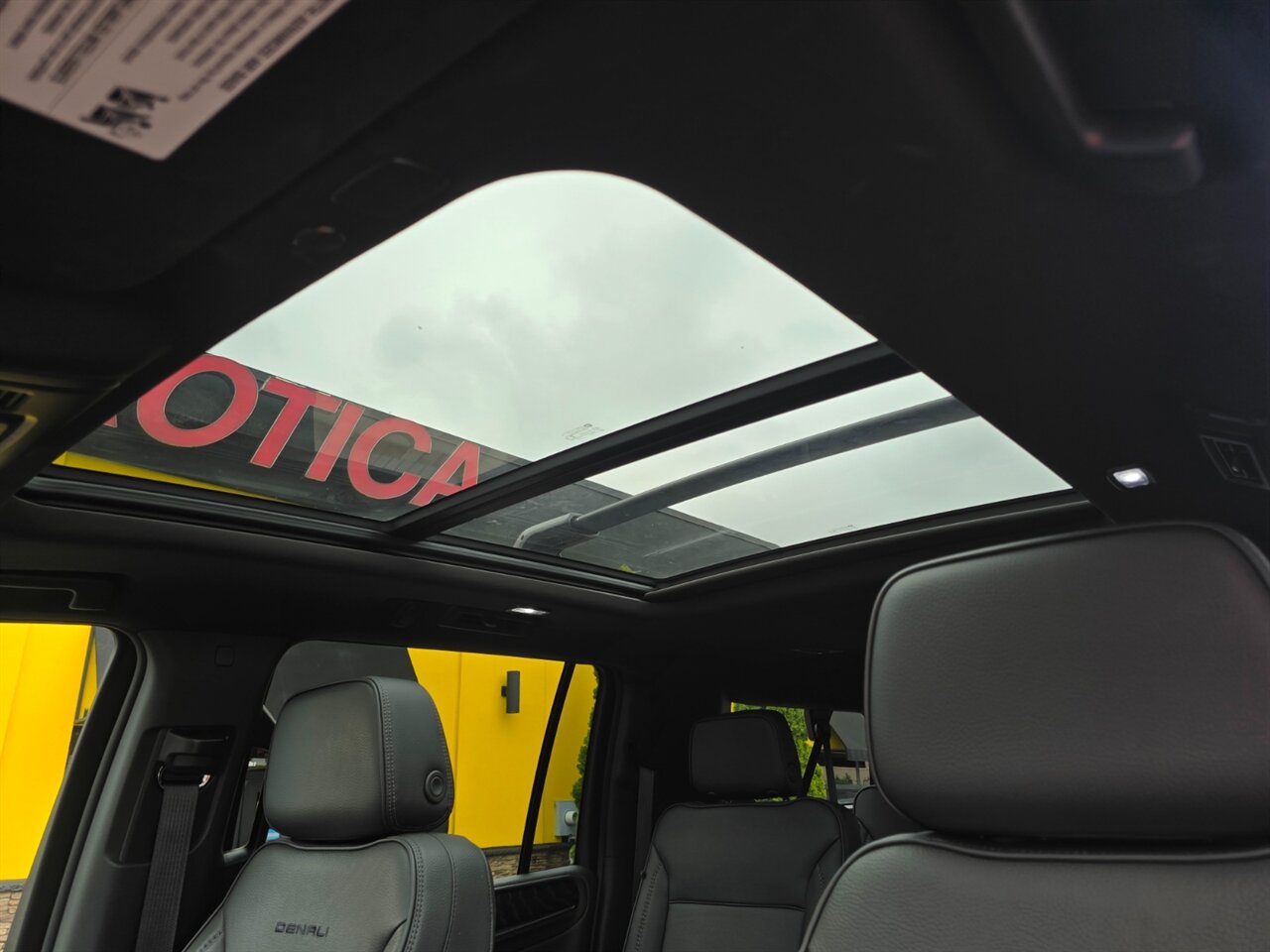 2022 GMC Yukon Denali - Photo 23 - Red Bank, NJ 07701