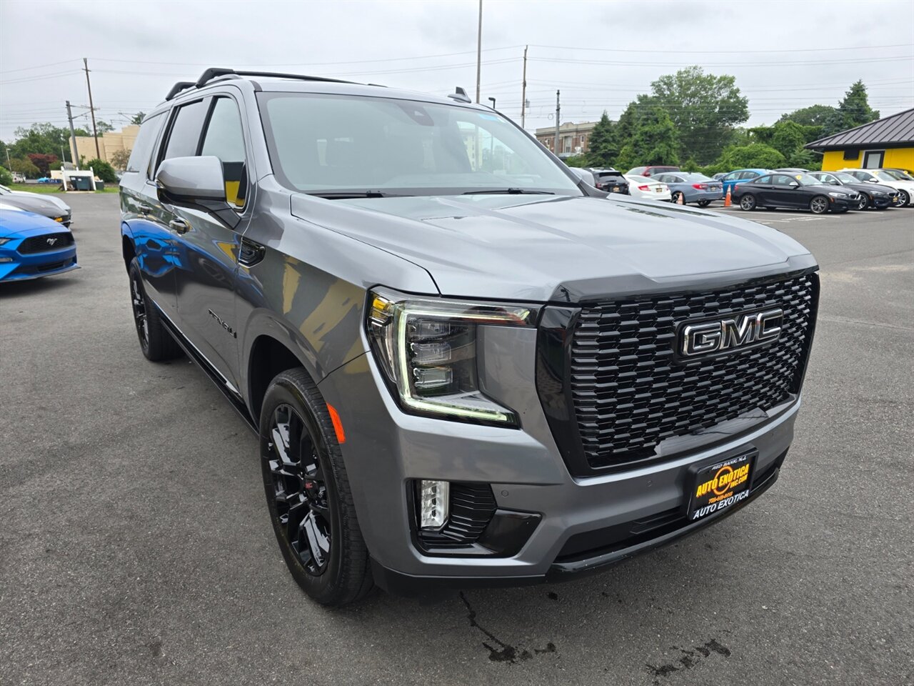 2022 GMC Yukon Denali - Photo 6 - Red Bank, NJ 07701