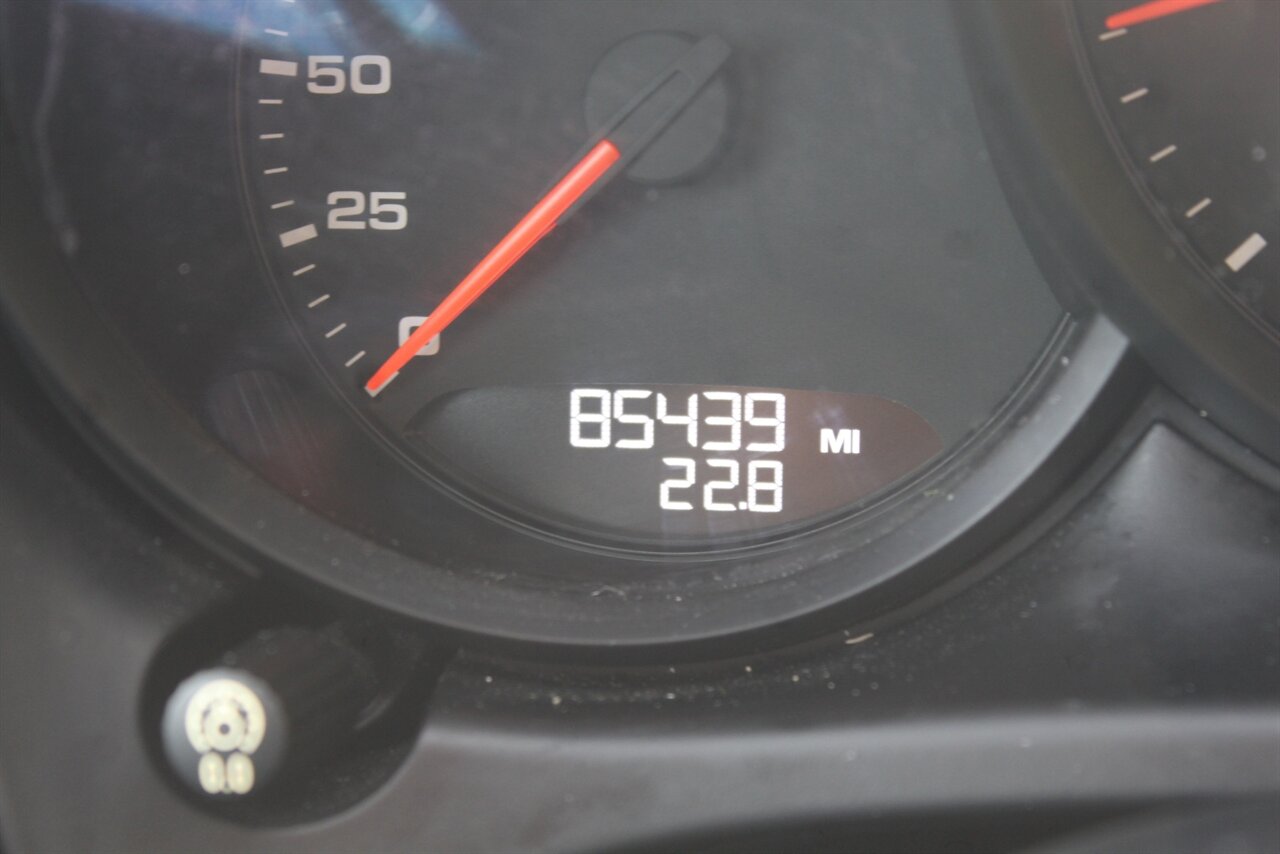 2020 Porsche Macan - Photo 5 - Red Bank, NJ 07701