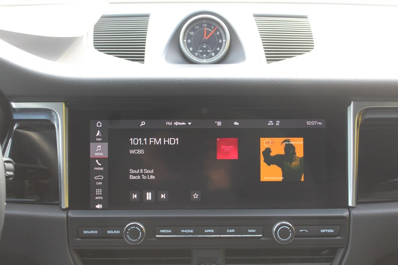 2020 Porsche Macan - Photo 7 - Red Bank, NJ 07701