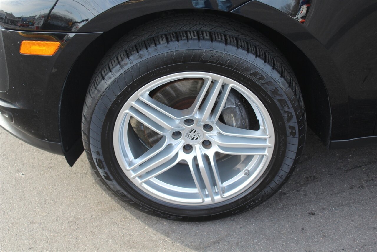 2020 Porsche Macan - Photo 29 - Red Bank, NJ 07701