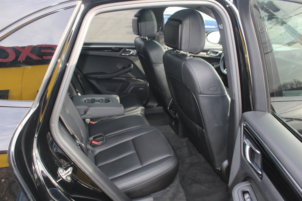 2020 Porsche Macan - Photo 17 - Red Bank, NJ 07701