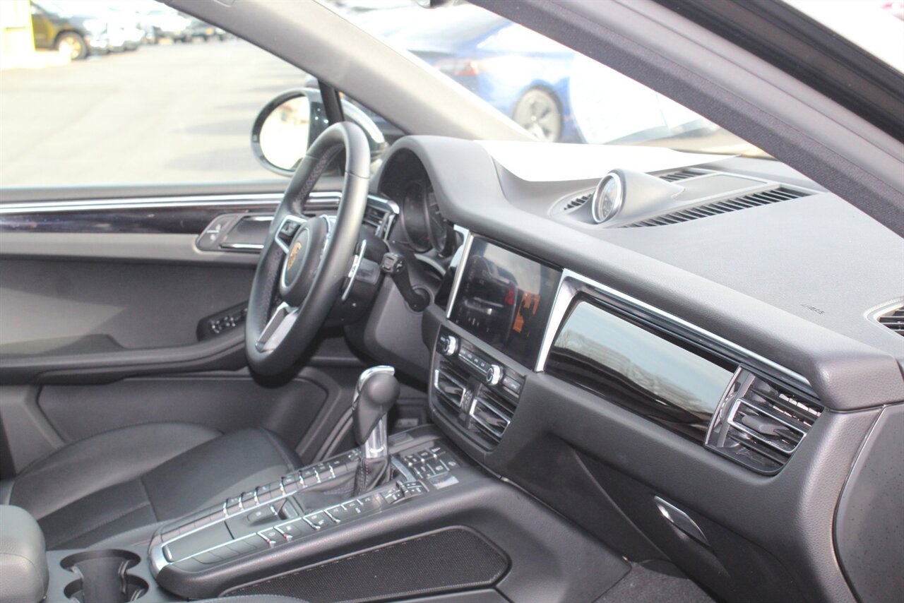 2020 Porsche Macan - Photo 20 - Red Bank, NJ 07701