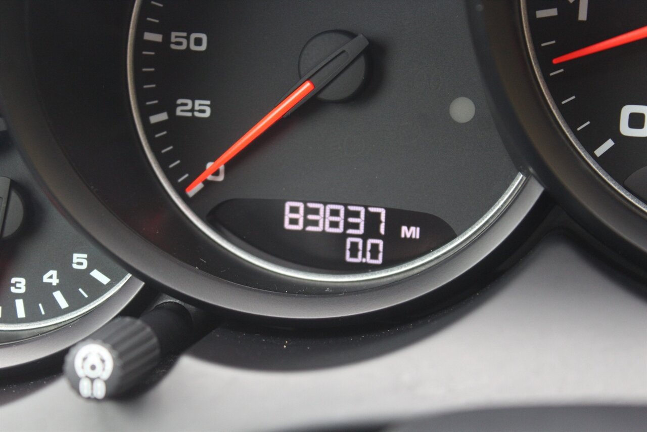 2016 Porsche Cayenne - Photo 5 - Red Bank, NJ 07701