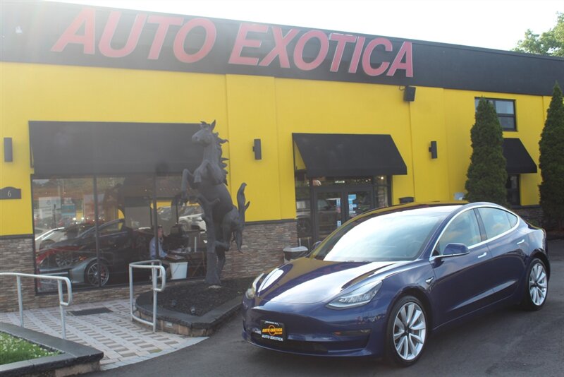 2019 Tesla Model 3 Mid Range  