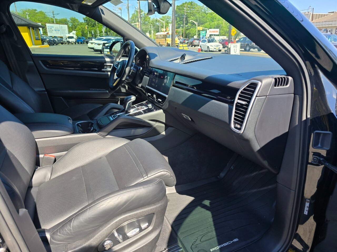 2020 Porsche Cayenne Coupe - Photo 14 - Red Bank, NJ 07701
