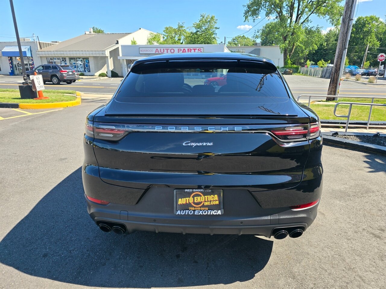 2020 Porsche Cayenne Coupe - Photo 24 - Red Bank, NJ 07701