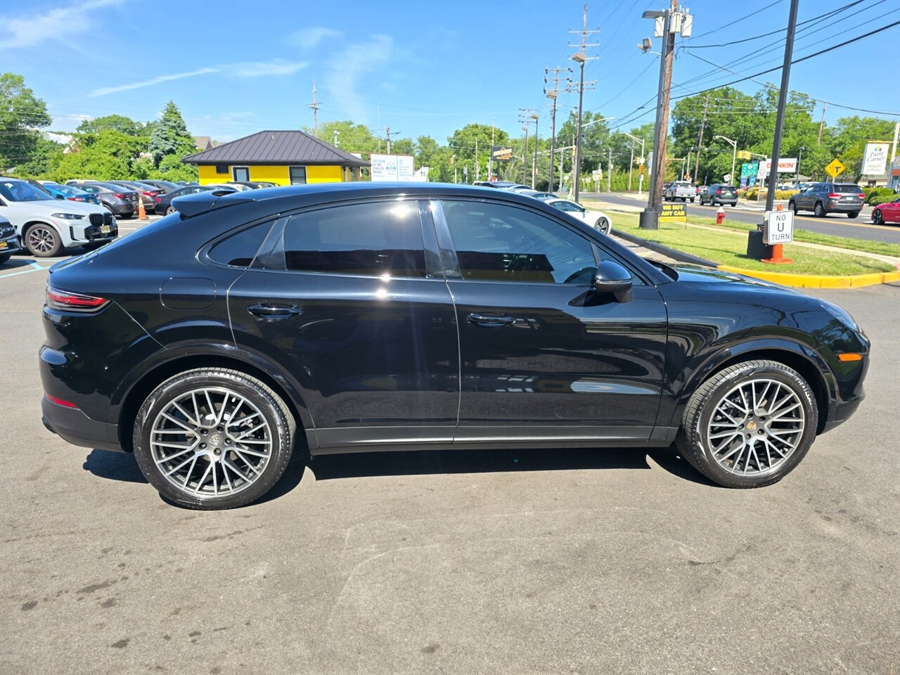 2020 Porsche Cayenne Coupe - Photo 25 - Red Bank, NJ 07701
