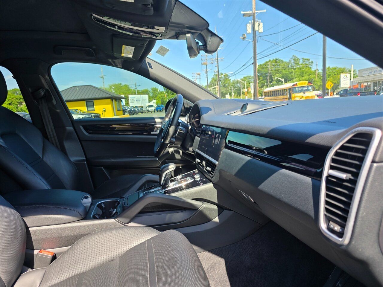 2020 Porsche Cayenne Coupe - Photo 19 - Red Bank, NJ 07701