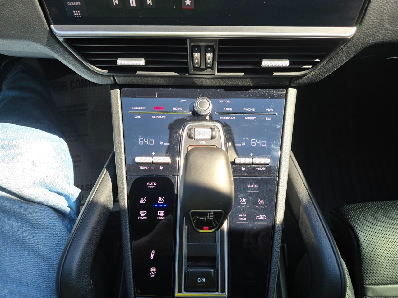 2020 Porsche Cayenne Coupe - Photo 8 - Red Bank, NJ 07701