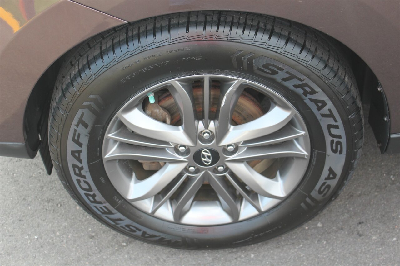 2014 Hyundai Tucson SE photo 15