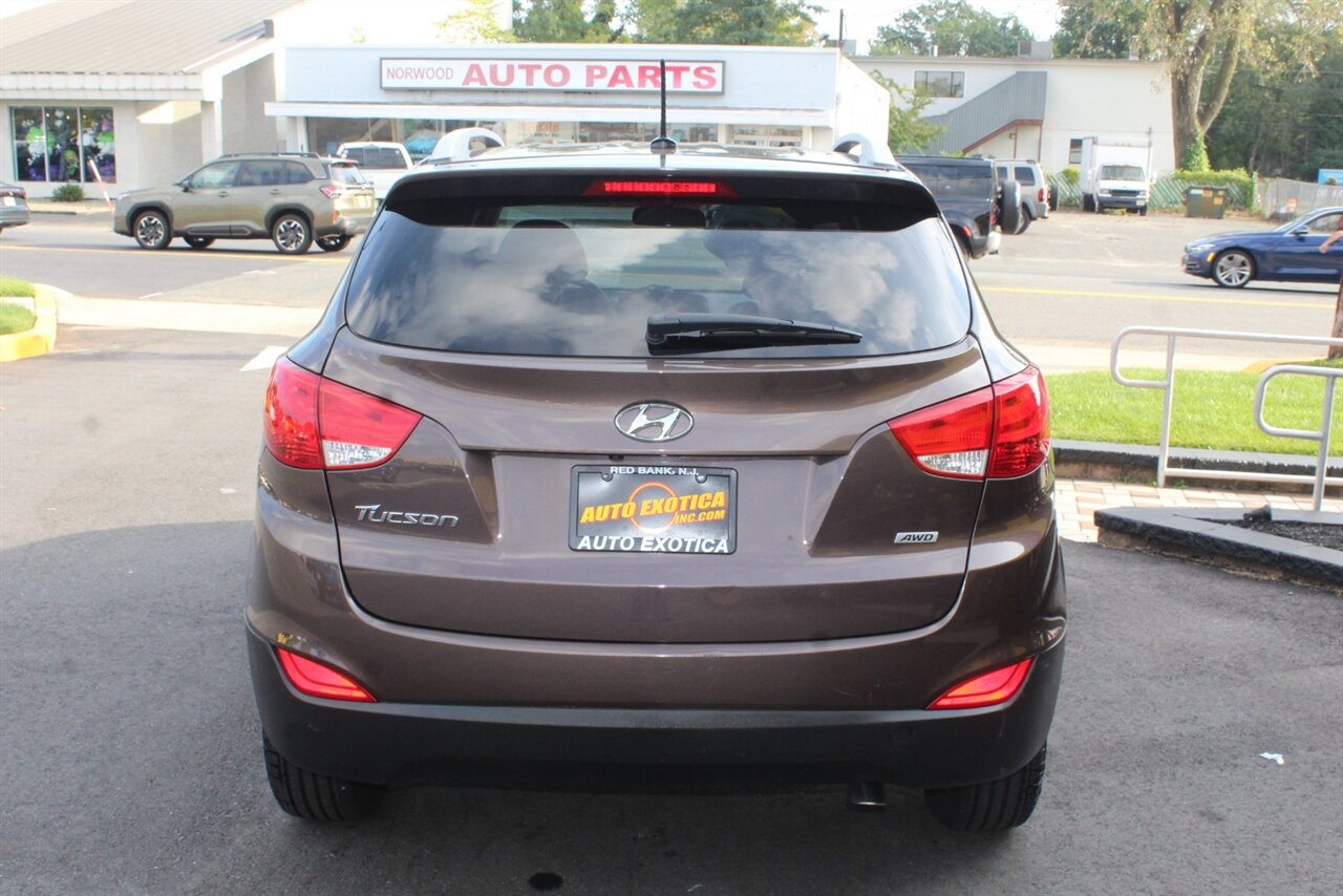 2014 Hyundai Tucson SE photo 11