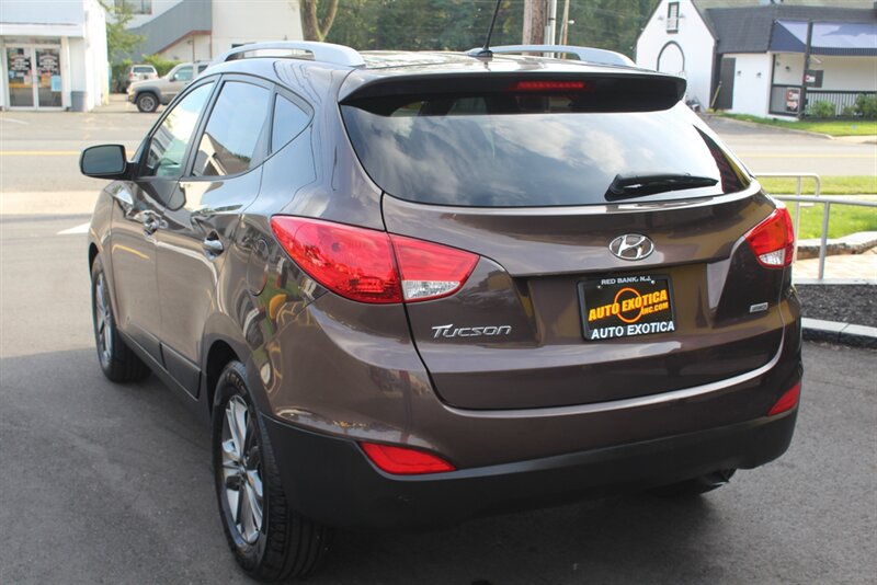 2014 Hyundai Tucson SE  