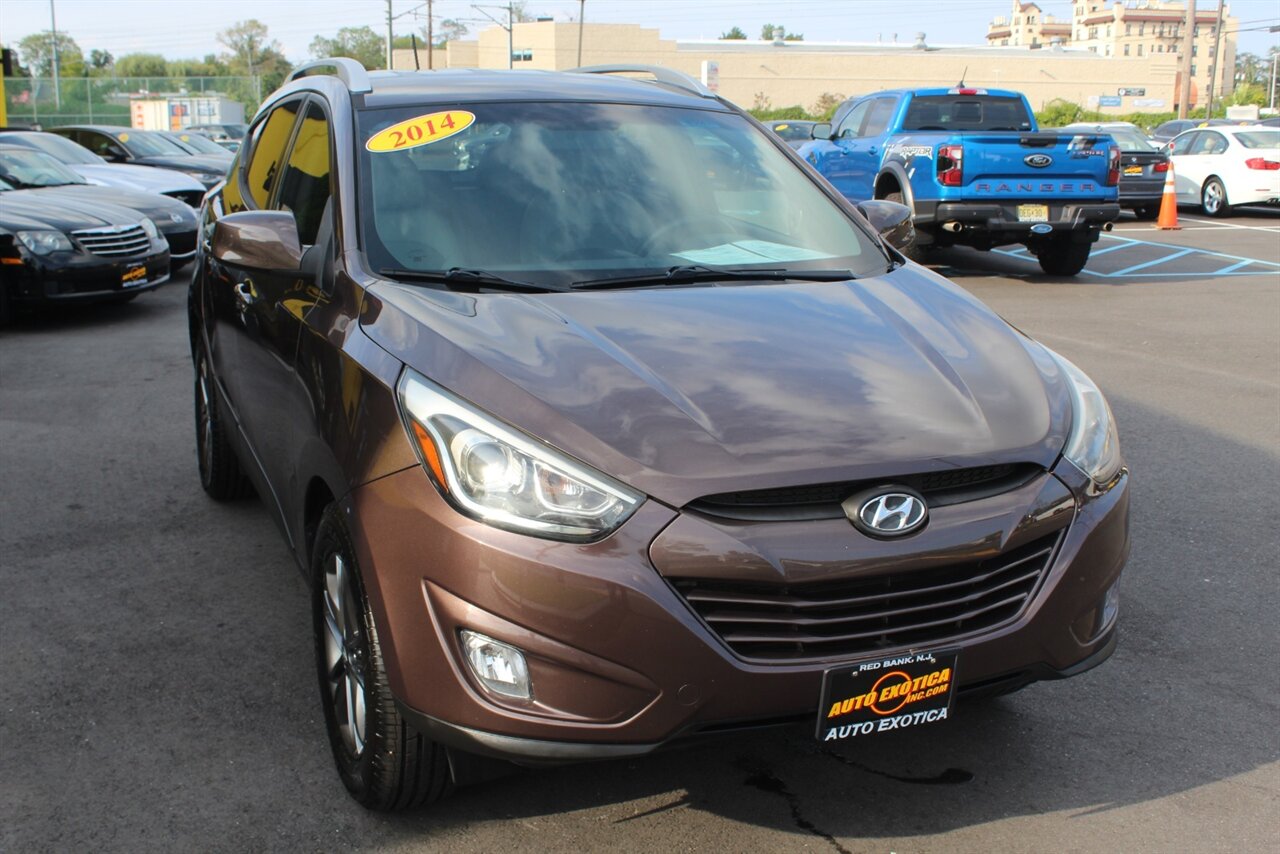 2014 Hyundai Tucson SE photo 3